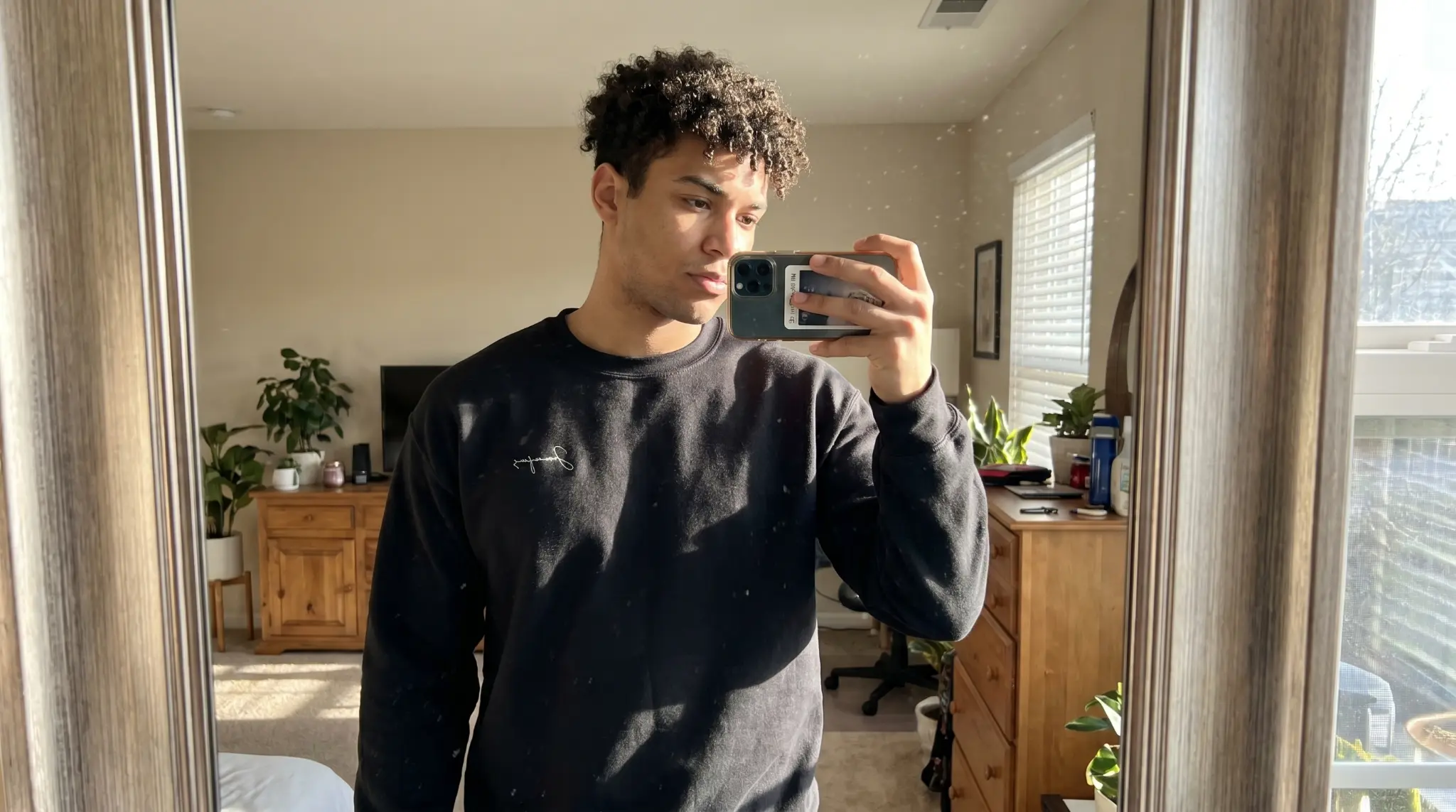 Jemenfous — selfie miroir, OG Hoodie Noir